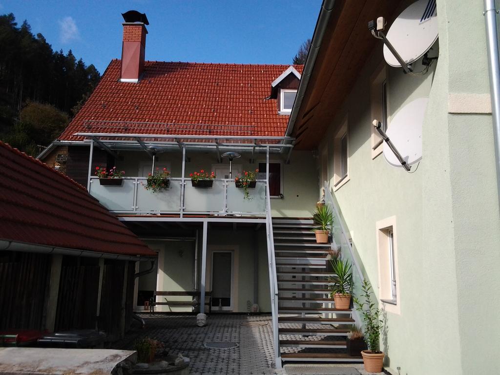 ホテル Lerchenhof フリーザッハ エクステリア 写真